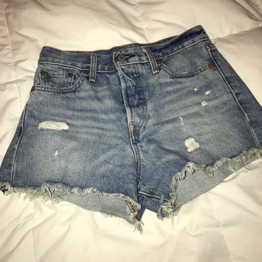 Vintage Levi Shorts💕